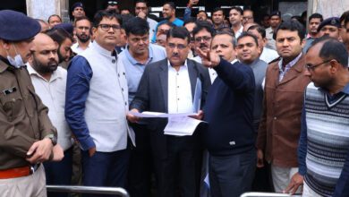 Finance Minister O.P. Chaudhary: Finance Minister O.P. Chaudhary inspected Raigarh station along with senior officials of Railway Division Bilaspur and District Administration.